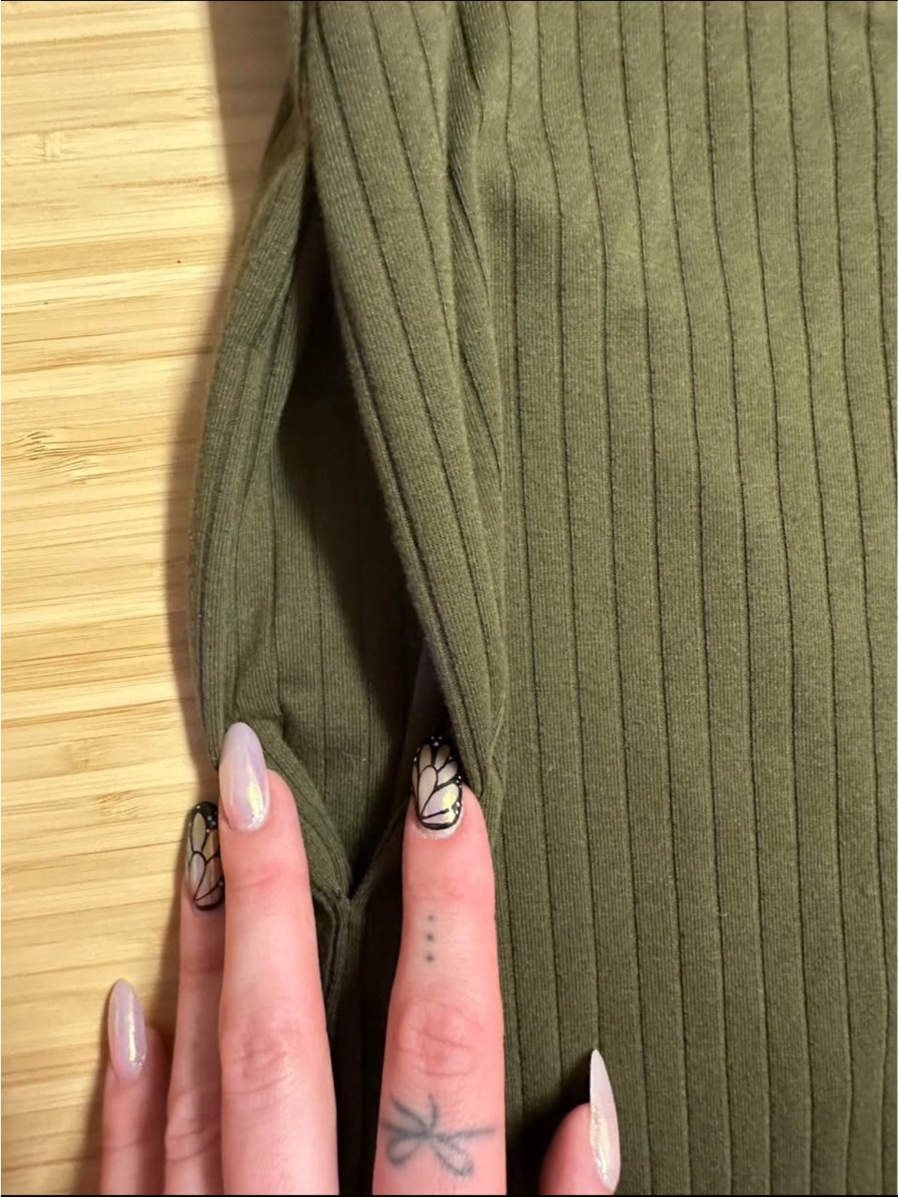 Smash + Tess Ribbed Romper - Picture 5 of 8